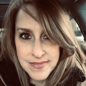 Meet your Posher, Melanie